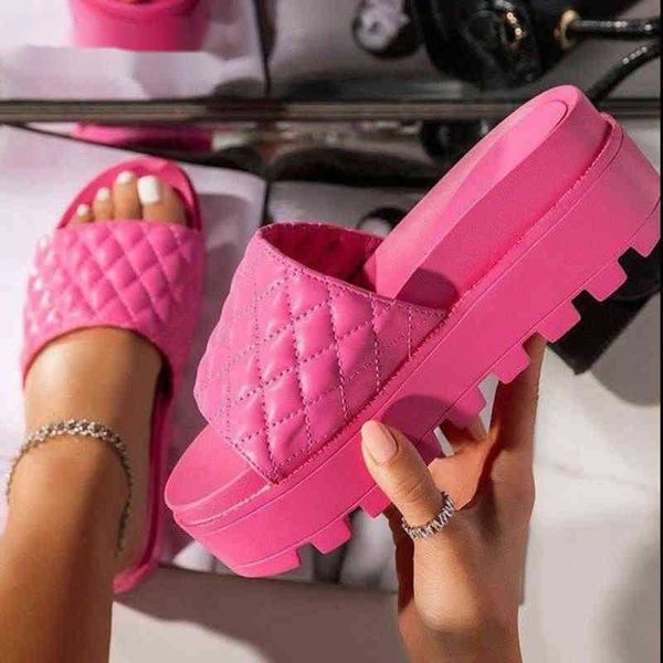 Pantofole donna estate suole spesse sandali intrecciati luce piatta ragazze tinta unita gelatina diapositive moda carino amaizing scarpe 220708