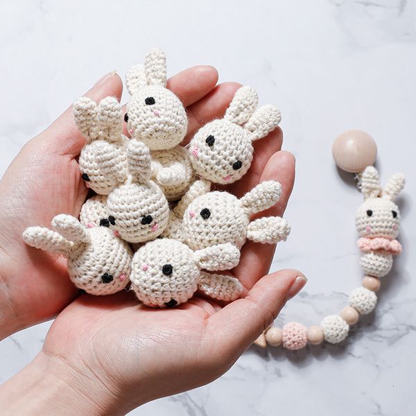 Baby Teethers Toys 10pc baby teether animale Crochet perline roditore di legno braccialetto di dentizione peluche coniglio Accessori Ciuccio catena palestra prodotti per bambini 230601