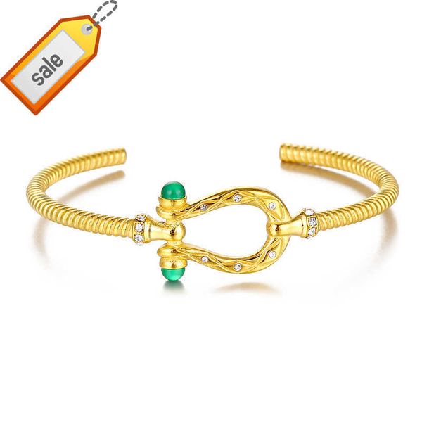 Joias da moda Conjuntos de joias de ouro de Dubai para mulheres Banhado a ouro 18K Aço inoxidável torcido Cavalo Bracelete em forma de ferradura