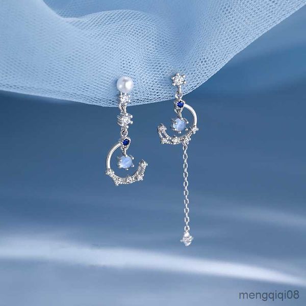 Stud New Light Luxury Zircon Star Orecchini asimmetrici per le donne Crystal Cloud Pearl Earring Girl Jewelry Gifts