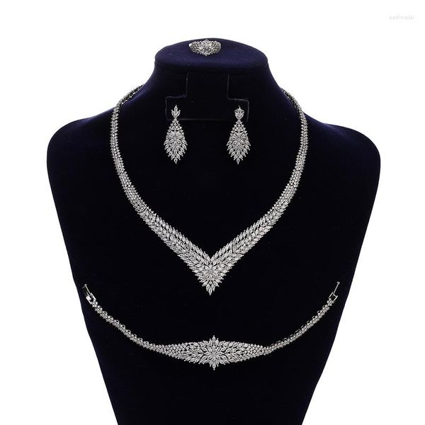Halskette Ohrringe Set Schmuck HADIYANA Einfaches und großzügiges weibliches Armband Ring Dubai Zirkon CN2346 Parure De Bijoux