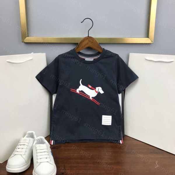 23SS Kinder-Designer-T-Shirt, Kinder-T-Shirt, Kleinkind-T-Shirt, Jungen und Mädchen, Rundhalsausschnitt, reine Baumwolle, Ski-Hund-Druck, kurzärmliges T-Shirt, hochwertige Kinderkleidung