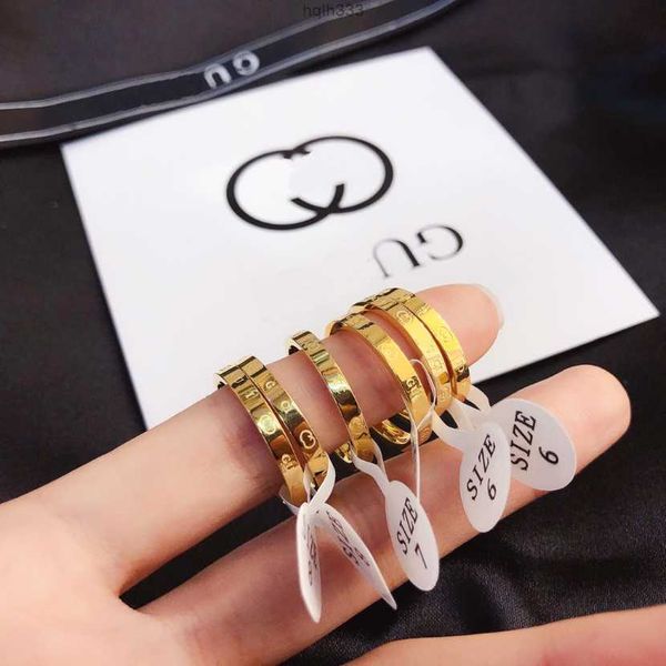 Классические премиальные обручальные кольца роскошные девушки Plain Ring Designer Brand Letter Ring 18k золото, выплаченные изысканные ювелирные аксессуары модные подарок 46a