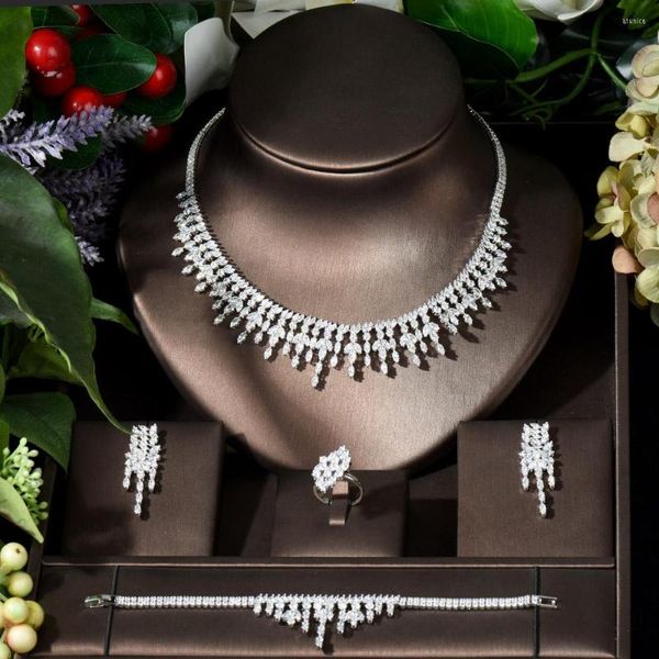 Halskette-Ohrringe-Set, modisch, einzigartig, brillanter Zirkonia, Hochzeitsschmuck, weiße Farbe, Afrika, Luxus-Braut-4-teiliges Set, Festival-Kleid