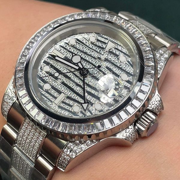 Orologio da uomo con diamanti Orologi da polso meccanici automatici di lusso di alta qualità Orologio da polso con zaffiro luminoso da 40 mm