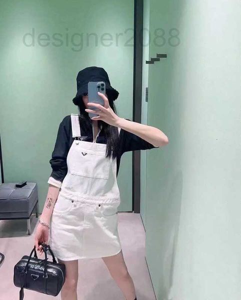 Vestidos casuais básicos designer 2023 verão novo vestido feminino metal triângulo fivela decoração fresco branco denim alça tendência ahxo