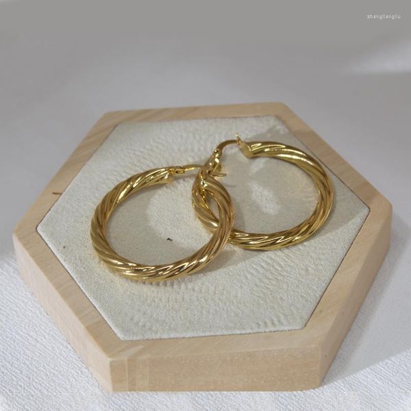 Brincos de argola femininos grande círculo 43 mm design torcido cor dourada joias bonitas acessórios de uso diário para as orelhas