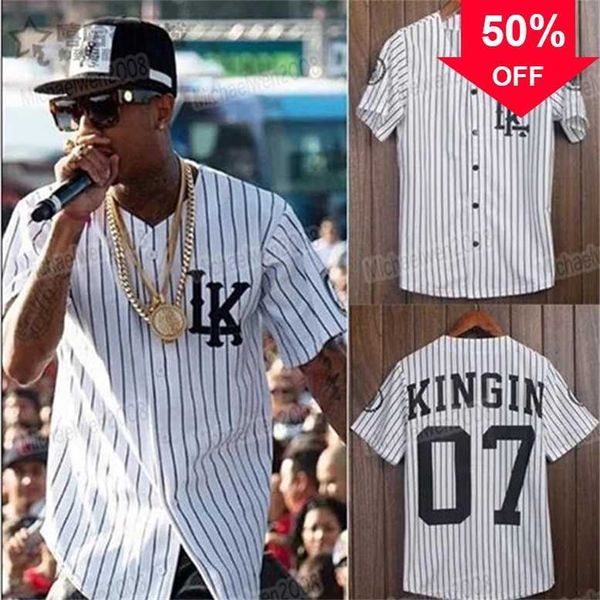 XFLSP MALMITNESS Мужчины Женщины молодежь Tyga Last King Clothing Hip Hop Jersey Вертикальная полосатая бейсбольная рубашка с коротким рукава