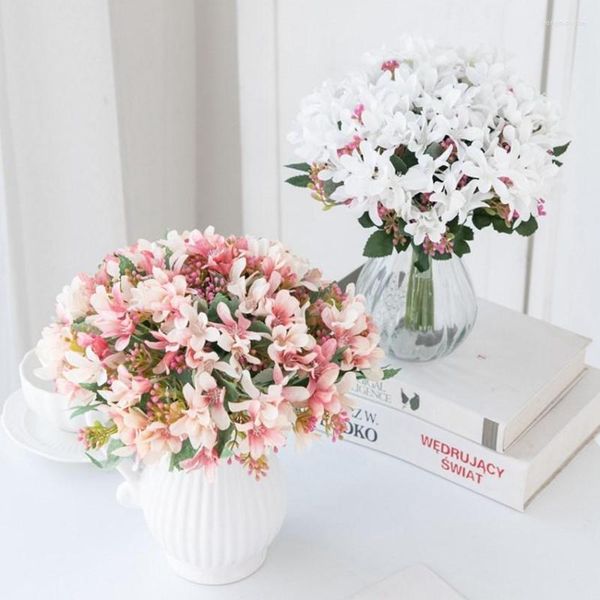Flores decorativas narciso artificial de seda falsa álbum de recortes vaso para quarto de família decoração de jardim ao ar livre faça você mesmo buquê de casamento
