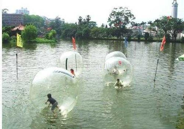 Bolla gonfiabile dell'acqua del materiale del PVC spesso 0,8 mm Grande palla da passeggio gonfiabile per l'acqua Divertimento in acqua Palla da ballo gonfiabile giocattolo per piscina
