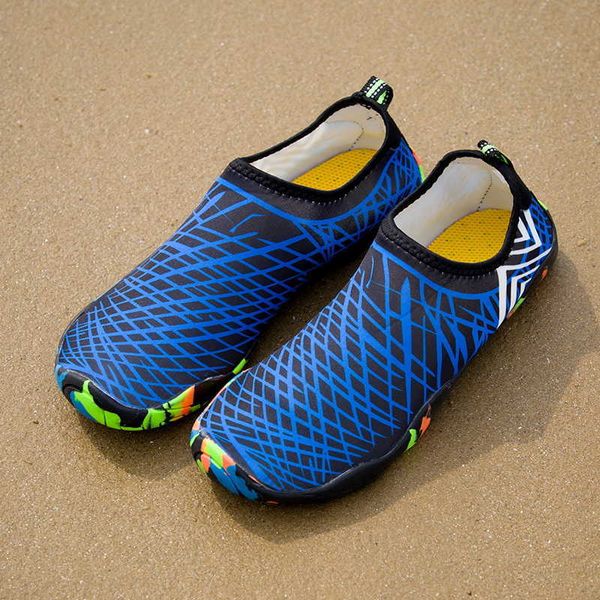Sapatos de água masculinos antiderrapantes Aqua sports sapatos descalços de secagem rápida ultra leves botas de mergulho na moda para cima tamanhos 35-46 P230605 bom