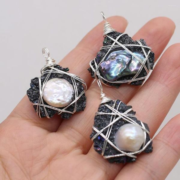 Collane con ciondolo Abalone bianco conchiglia naturale pietra gemma di cristallo nero gemma di perle irregolari creazione di gioielli collana fai da te accessori regalo 20x30mm