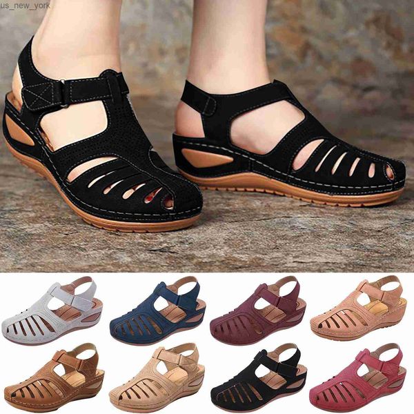 Sandali in pelle da donna Primavera Estate Scarpe da trampoliere con zeppa retrò Scarpe da scavo casual da donna Pantofole da donna piatte retrò taglie forti L230518