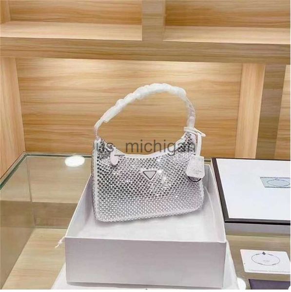 Bolsas de noite qw2022 Diamond Women Shoulder Bag 2022 New Crystal Handbags Summer Fashion Underarm Purses Luxury Totes Bling Nylon Quality Classic Shiny H J230603