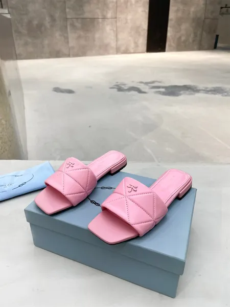 6 modelo para mulheres sandálias amadeiradas designer famoso mulas slides planos bege branco preto renda rosa letras tecido chinelos de lona sapatos femininos de verão ao ar livre