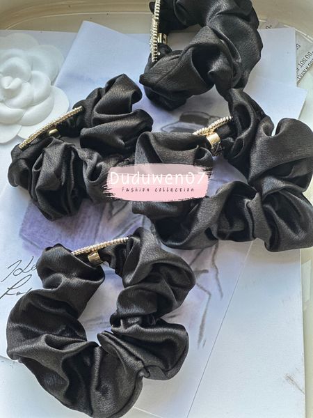 2023 moda pérola mistura de pedra cabelo elástico metal C hairtie clássico Scrunchies acessórios de luxo com cartão parper