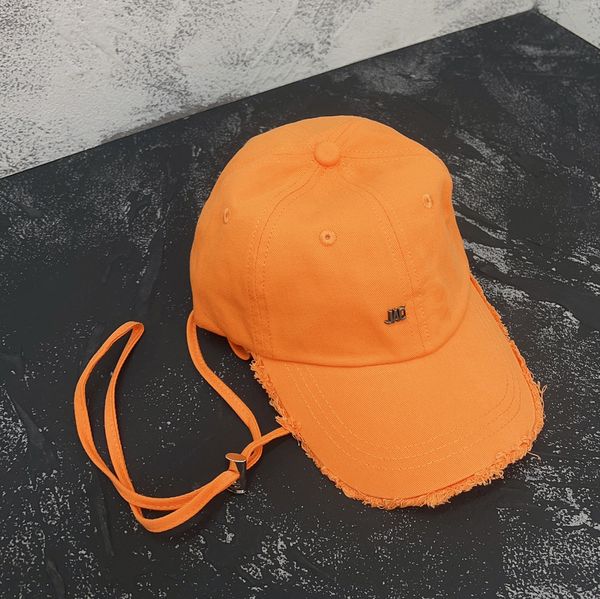 Beyzbol Kapağı Tasarımcıları Şapka Mektubu Peluş Brim Casquette Lüks Kadınlar ve Erkekler Sokak Kapakları Klasik Moda Güneşlik Kapak Spor Kapakları Açık Seyahat Hediyesi