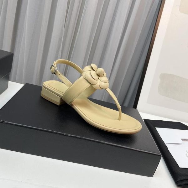 Sandálias Sapatos Para Mulheres Tamanho34-41 Tanga De Couro Genuíno Salto Baixo Flor Verão Designer De Férias Praia Zapatillas Mujer