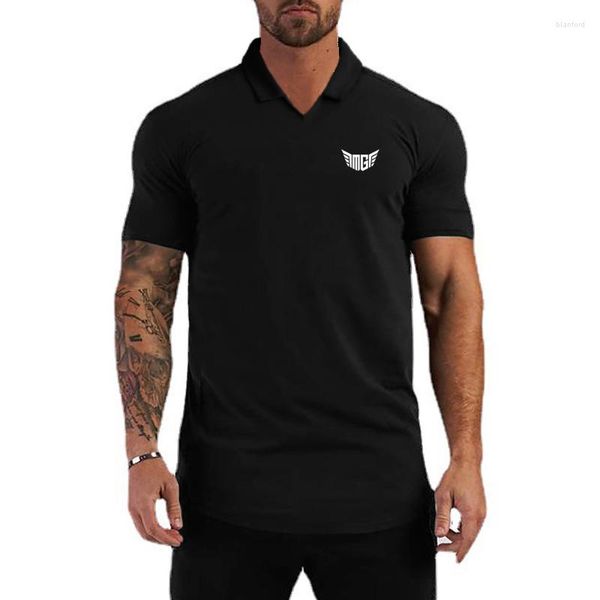 Polo da uomo Muscleguys Fashion Slim Polo uomo risvolto manica corta estate T-shirt sottile Streetwear coreano per abbigliamento sportivo