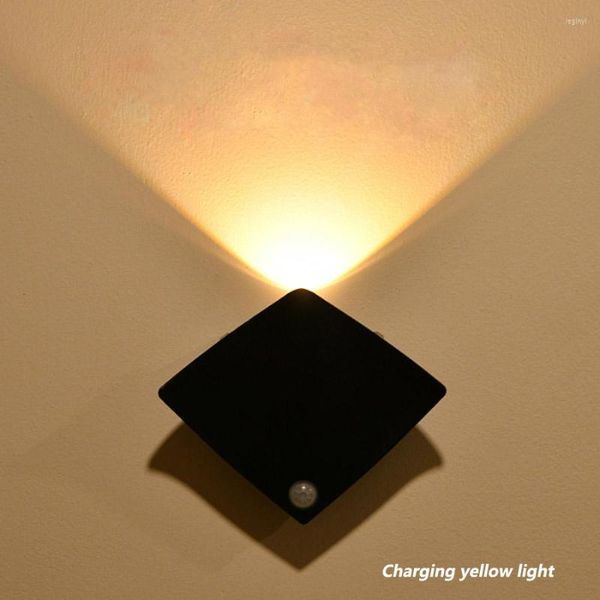 Lâmpada de parede LED para cima e para baixo Iluminação luminosa Decoração de interiores Quarto Sala Corredor Escada Pátio Sensor de luz