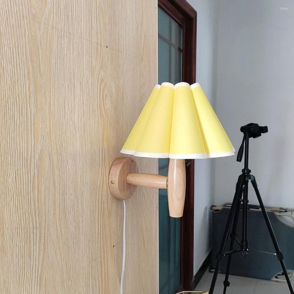 Wandleuchte Holz Japan Stil Licht Lampen Blütenblatt Stoff LED Wandleuchte mit E27 Lampensockel für Schlafzimmer Flur Innen Nachttisch Frauen