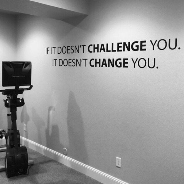 Если это не бросает вам вызов. Это не меняет наклейка на стену в классе.