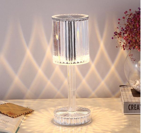 Luz noturna de projeção de cristal de diamante LED USB recarregável Controle de toque Mudança de cor decoração Candeeiro de mesa Luz noturna de cabeceira