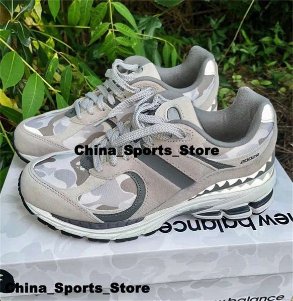 Scarpe da ginnastica Uomo Taglia 12 Scarpe Sneakers News Balance 2002R Designer Running Big Size Donna Us12 BapeSta Us 12 Grey Camo Gym Eur 46 Casual Tennis Ladies Athletic Scarpe