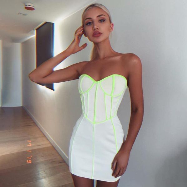 Abiti casual Babatique Donna Estate Sexy Senza spalline Backless Verde a righe Bianco Vestito dalla fasciatura 2023 Abiti da sera per feste di moda