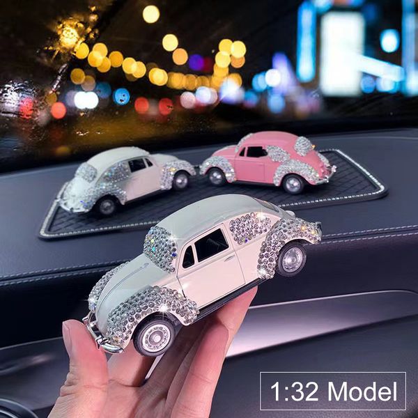 Ambientador de ar para carro Acessórios internos para carro Painel de controle Diamond Cute Small Vehicle 1 32 Model Ornaments for Women 230605