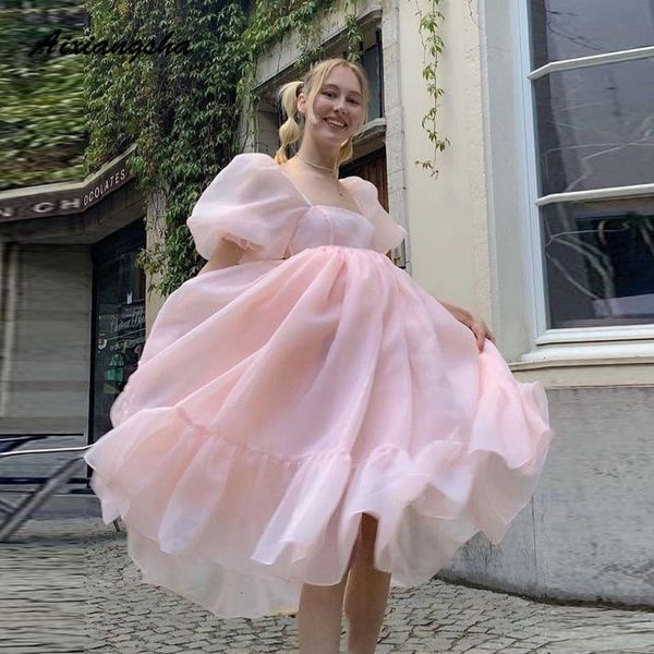 Urban Sexy Dresses Aixiangsha Organza Selkie Kurzes, gestuftes Kleid mit transparenten, schulterfreien Ärmeln, Rot, Weiß, Rosa, Elfenbein, hübsches Abendkleid 230606