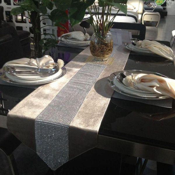 Toalha de mesa Ronghe Tecido de fundo de oito cores simples e moderno feito de flanela estilo europeu e coreano
