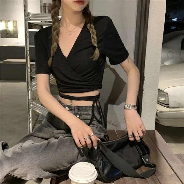 T-Shirt Feminina Summer Casual Tee Tops Women T Shirts Sólida Decote em V Sexy Cropped Cross Tie-Up Harajuku Basic Korean Street T-shirts mujer 230606