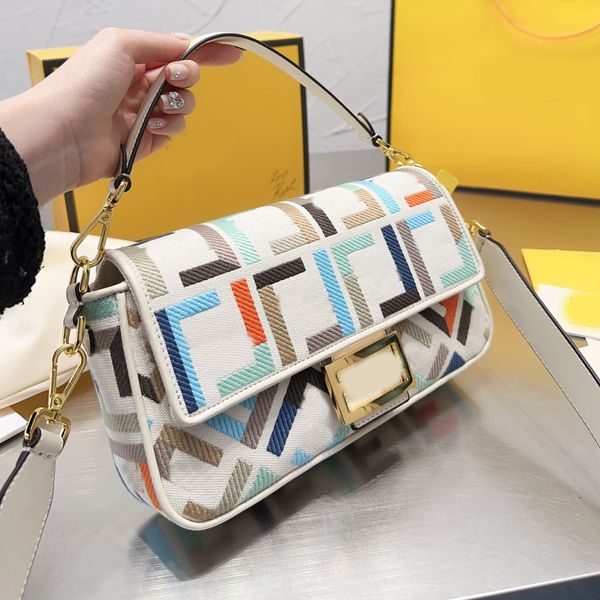 Borsa baguette Borsa di marca di marca Borsa a tracolla Catene a tracolla Totes 2023 Borsa di lusso Borsa a tracolla di moda Borsa di alta qualità Donna Lettera Borsa Telefono Portafoglio Opera d'arte