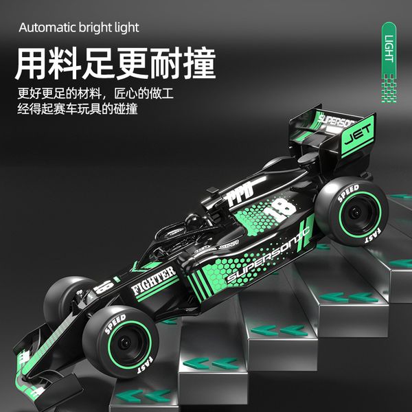 ElectricRC Car Ruota Stunt Vehicle Rc Water Bomb Track Tank con musica leggera Gravity Watch Move Shoots Toys Kids Boys Gift 230605