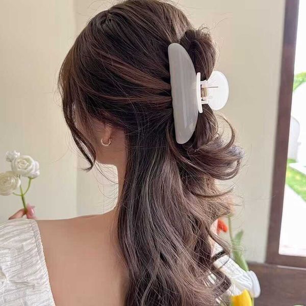 Fermagli per capelli Barrettes 2023 Nuove donne Dolce resina Grande clip di granchio Moda Jelly Claw Shark per ragazze Accessori Copricapi Z0607