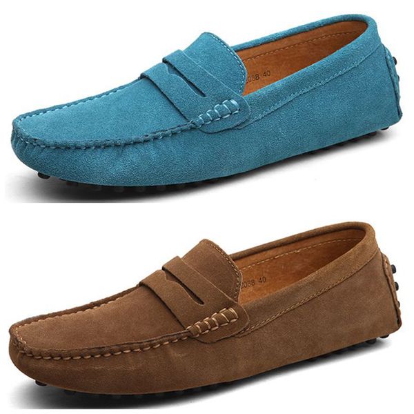 Sapatos versáteis de couro genuíno Bean caqui prateado preto para verão masculino Novos sapatos de couro casuais coreanos, sapatos respiráveis e preguiçosos, passo na tendência dos sapatos masculinos