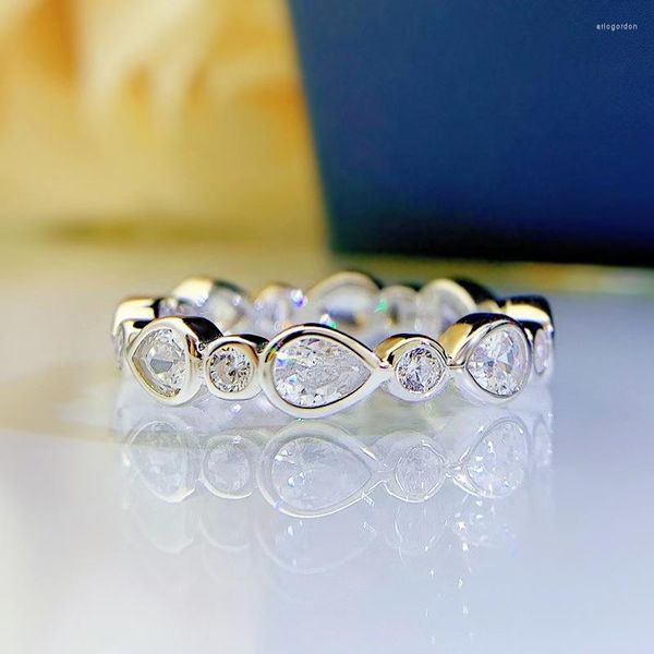 Cluster Rings Joias 2023 925 Silver White Diamond Ring Overlay Style Europeu e Americano Ins Cross Border