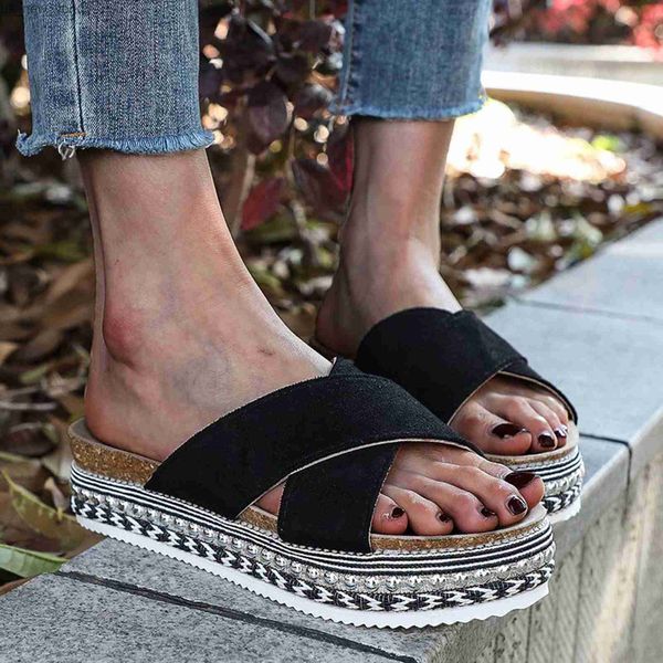 Вязаные тапочки для женщин повседневная мода и женская платформа сандалии женские тапочки размером 11 Женских сапог Slipper Speect 8.5 L230518