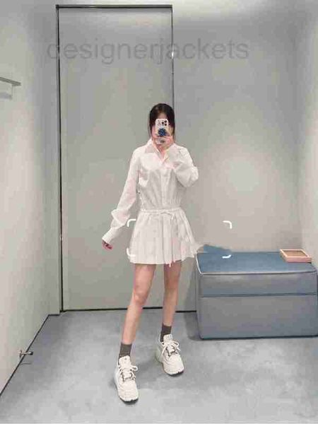 Abiti da lavoro Designer 2023 Summer New French Celebrity Little Fragrance Design Sense Abito camicia bianca con lacci in vita N500