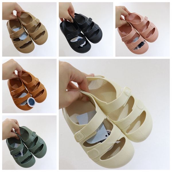 2023 Дети летние сандалии дизайнеры мальчики для девочек крючковые петля сетчатые тапочки для бегунов