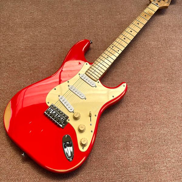 Custom Shop Red Aging Relic ST E-Gitarre Ahorngriffbrett Hochwertige Gitarre kostenloser Versand