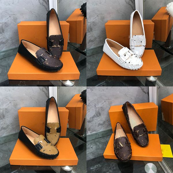 2023 Yeni Deri Kadınlar Sıradan Ayakkabı Lüks Marka İtalyan Ayakkabı Moccasin Nefes Alabaş Slip Siyah Sürüş Ayakkabıları Boyut 35-41