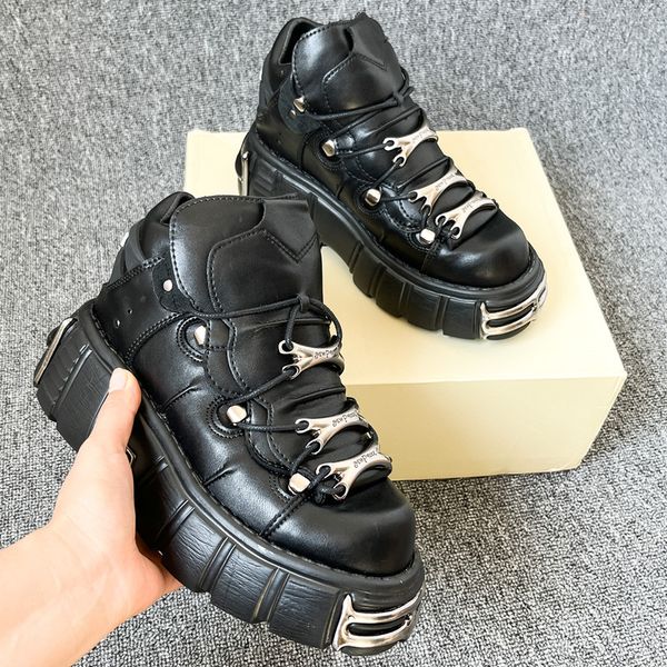 Scarpe da ginnastica da donna stile punk Scarpe con plateau da 6 cm Creepers da donna Appartamenti casual da donna Decorazione in metallo Scarpe da tennis da donna con fondo spesso