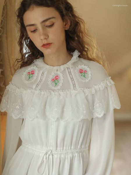 Lässige Kleider Weißes Kleid Frühling Sommer für Frauen Viktorianischer Vintage Mori Mädchen Blumenstickerei Mini Langarm Kurz