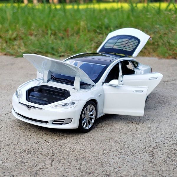 Diecast Model car 1 32 Model S 3 Alloy Car Model Simulation Diecasts Metal Toy Car Vehicles Model Collection Sound and Light Regali per bambini 230608