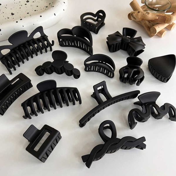 Lampadario penzolante Nero opaco Grandi artigli per capelli Forcine per capelli in acrilico Clip di squalo Barrette Fermagli per capelli di granchio Copricapo per le donne Accessori per capelli per ragazze Z0608