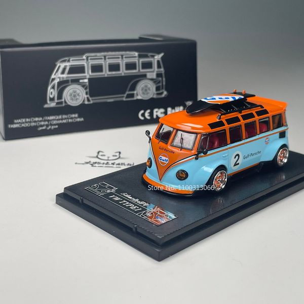 Diecast Model Car 164 T1 Gulf Wide Body Body Van Alloy Model Diecasts Metal Toy Model с коллекцией Surfboard Статические украшения игрушки 230608