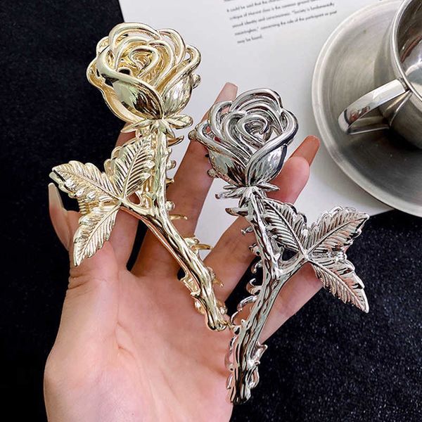 Baumeln Kronleuchter Neue Vintage Metall Rose Grip Haar Krallen Damen Mode Hochsteckfrisur Haar Clip Shark Clip Romantische Silber 3D Blume Kopfbedeckung Zubehör Z0608