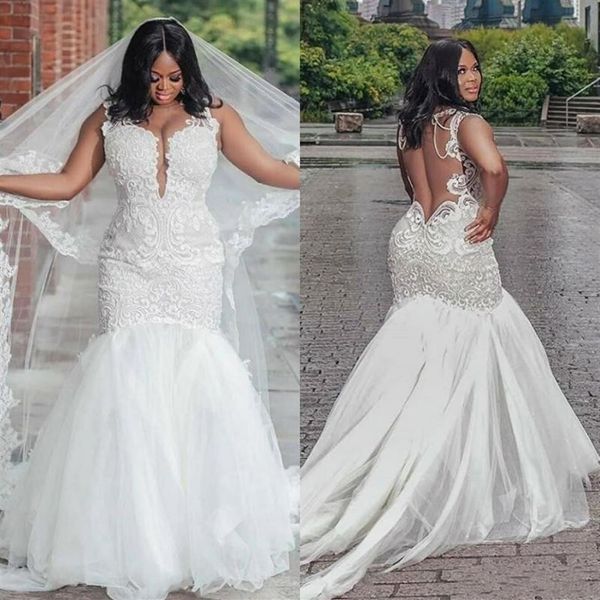 Favolosi abiti da sposa a sirena africana in pizzo Plus Size Abiti da sposa sexy in tulle con strascico corto senza schienale2800